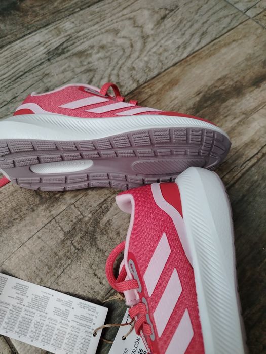Нови маратонки Adidas