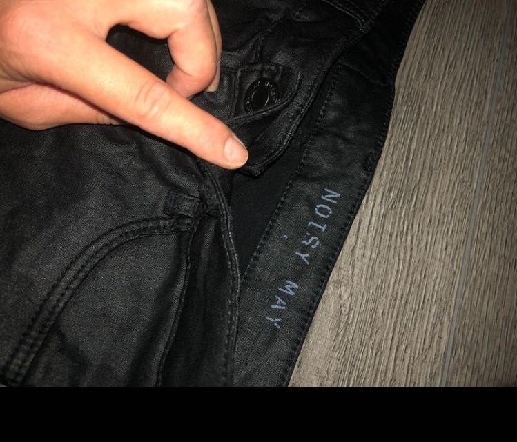 Pantaloni din piele xs