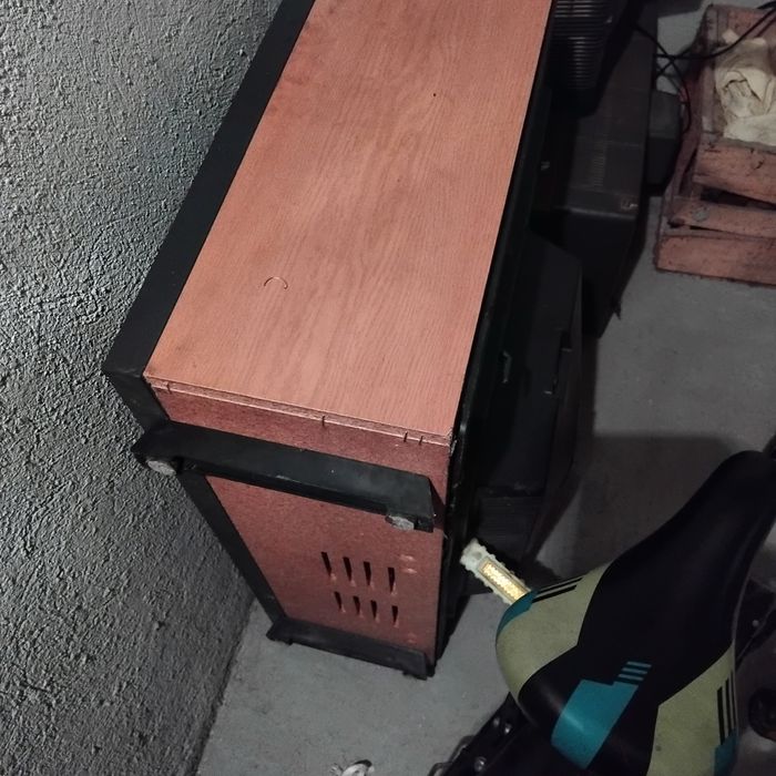 Стари телевизори