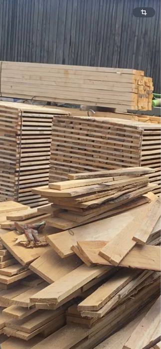 Vând cherestea de buna calitatea la un pret mic si trasportul gratuit.