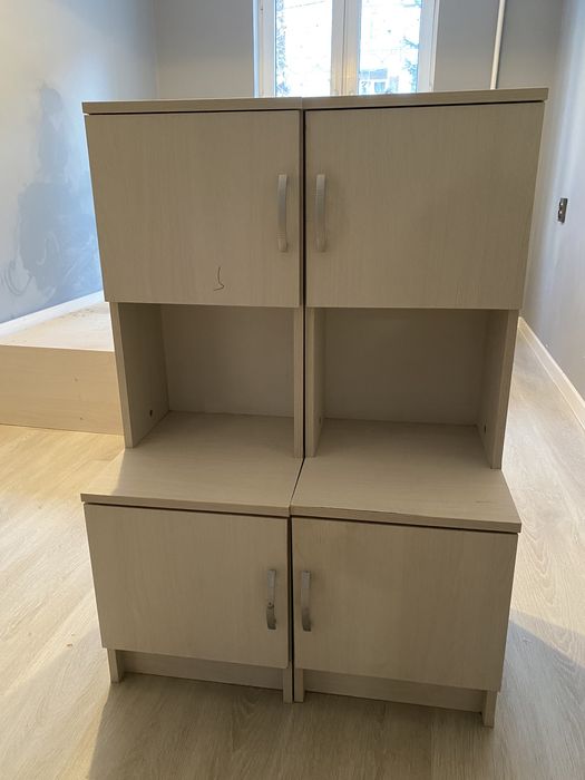 Кровать с тумбочкой