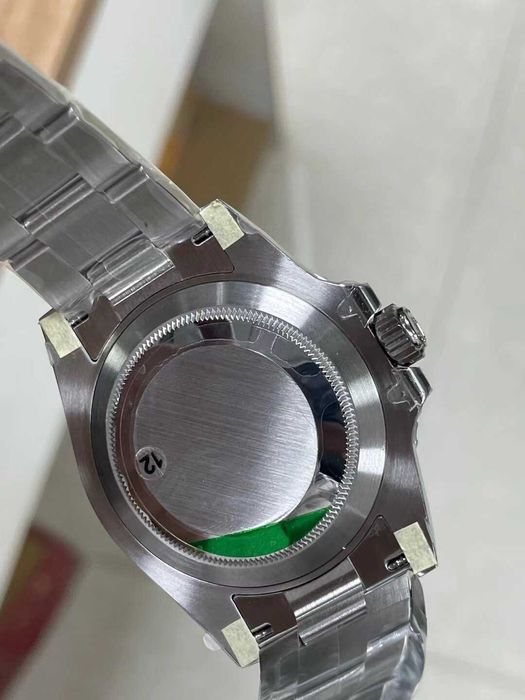 rolex submariner starbucks
