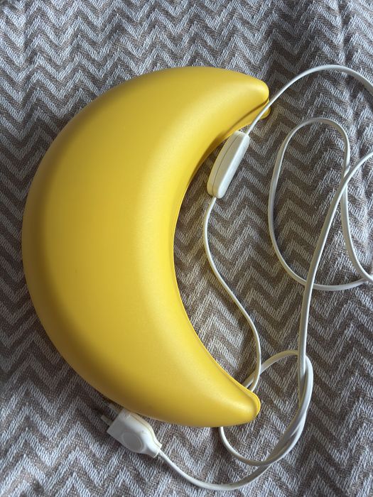 Лампа за стена “луна”