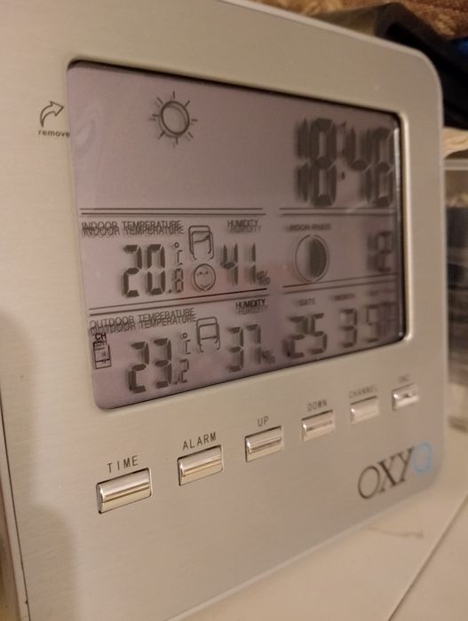 Ceas de perete  afișaj mare