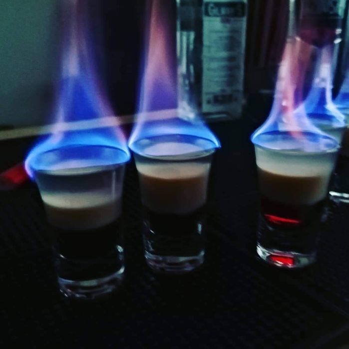 Oglinda magica,cabina foto & 360,bar mobil,fum greu,sori rotitori