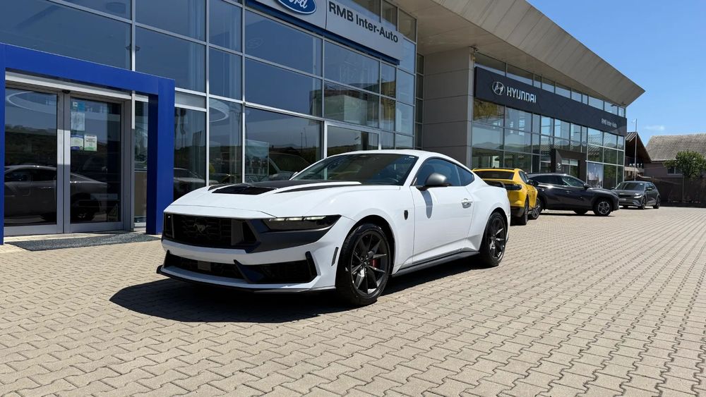 Ford Mustang Ford Mustang S650 Fastback Dark Horse 5.0 V8 454 CP A10 RWD