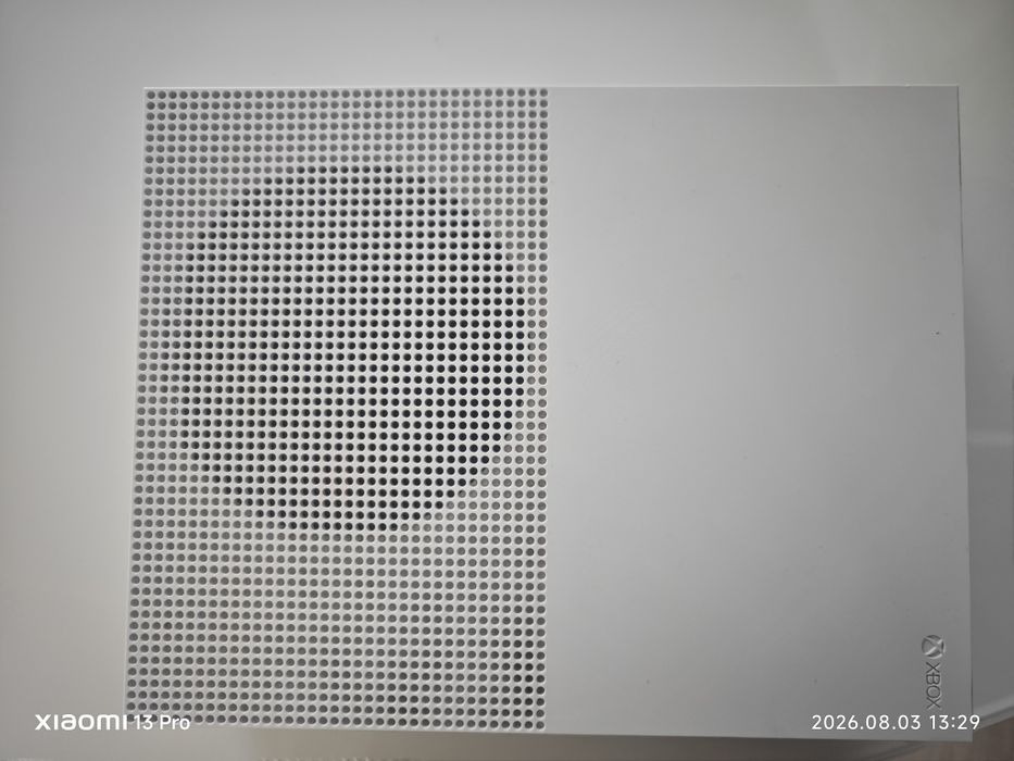 Xbox one s 1тб СРОЧНО