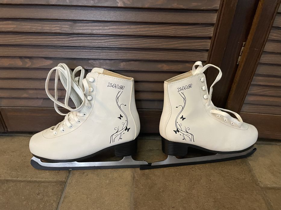 Patine profesionale, marimea 37-38
