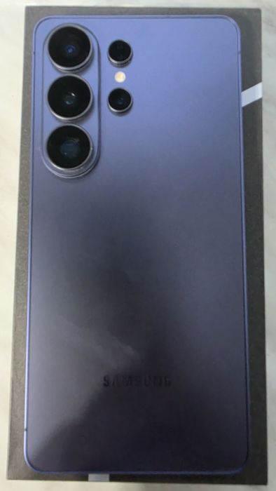 Samsung Galaxy S26 Ultra 256GB, Cobalt Violet