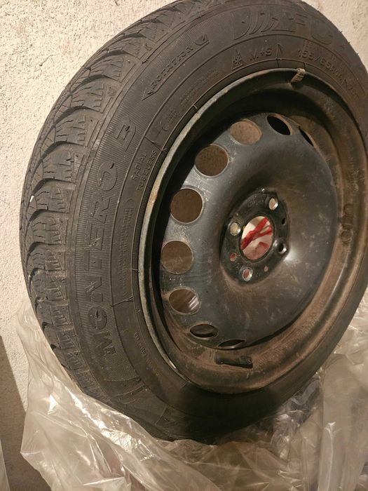 4 зимни гуми Fulda с джанти от Fiat 500