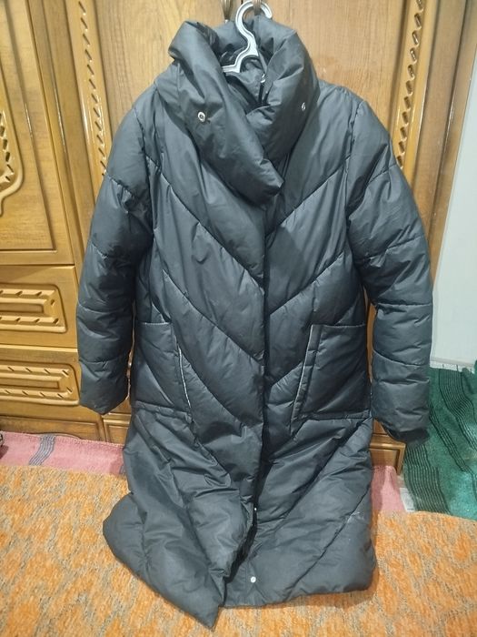 Куртка сотилади женский