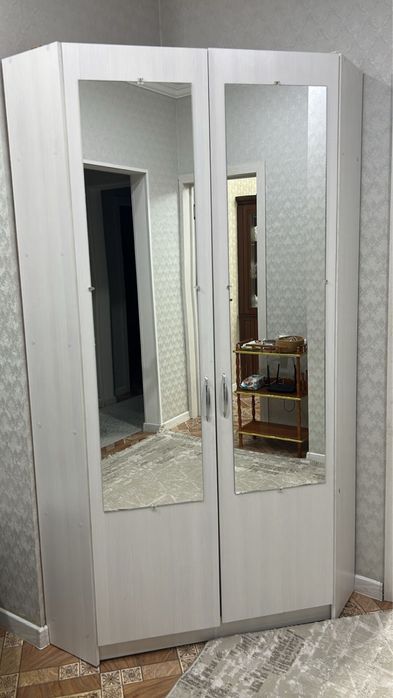 Шкаф для прихожей