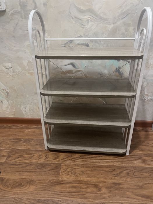 Продам не дорого обувную полочку