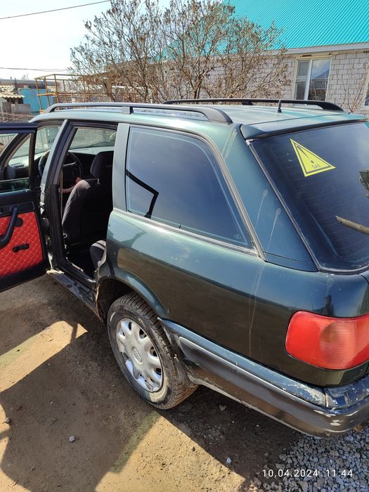 Ауди 100 универсал