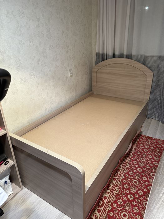 Кровать односпальняя дерево