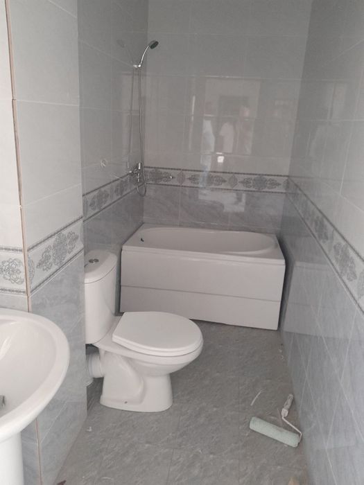 1/2/3.  Академ городок.  30м2.   33000 уе