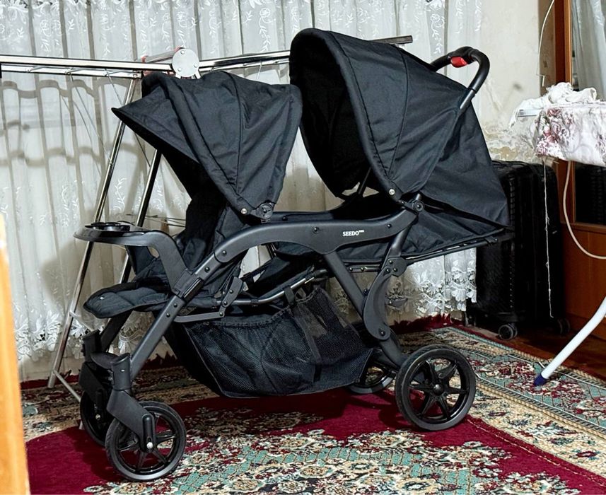 Egizak yoki ketma ket tug’ilgan bolasi borlar uchun ideal kolyaska