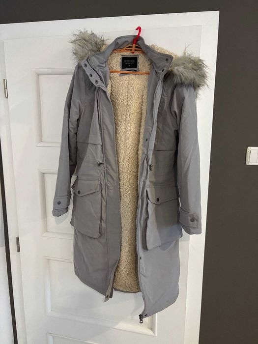 Палта и  якета  М-Л, както и за 12г MARX , LCW, TOM TAILOR, ZARA