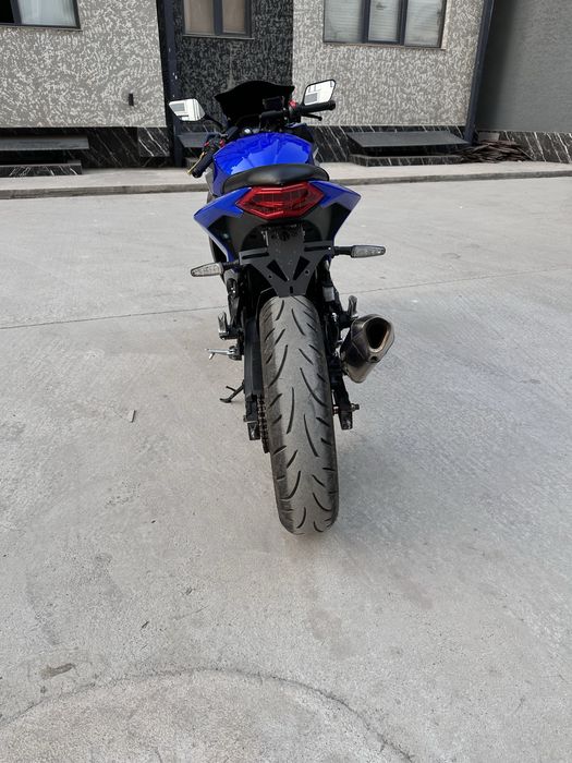 Мотоцикл 400 куб