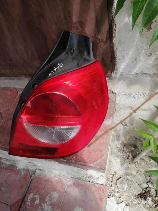 Лев Десен стоп на Рено Клио Оти 2006 до 2009 година комплекти с палатк