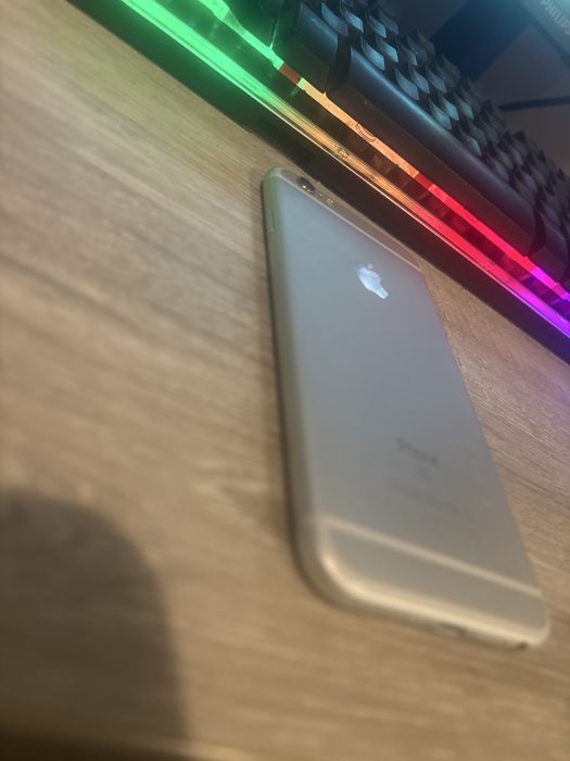 Iphone 6s отлично състояние