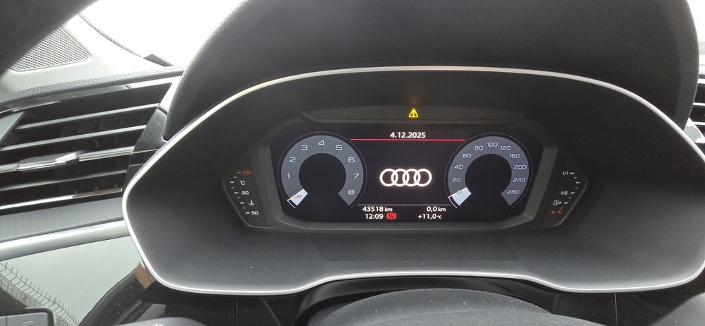 Vand Audi q3 avariat