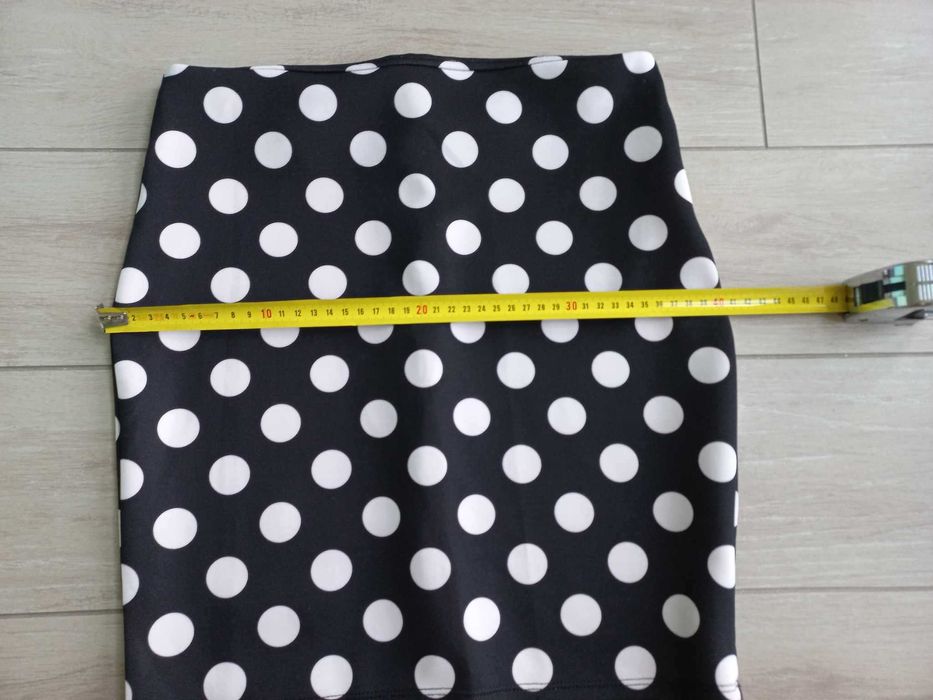 ЧИСТО НОВА Пола на точки, размер S