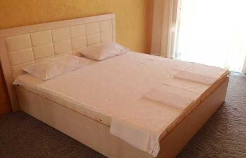 Дава се под наем Двустаен апартамент в Пловдив, Остромила - 60 кв.м за 260.1 € - Снимка #4