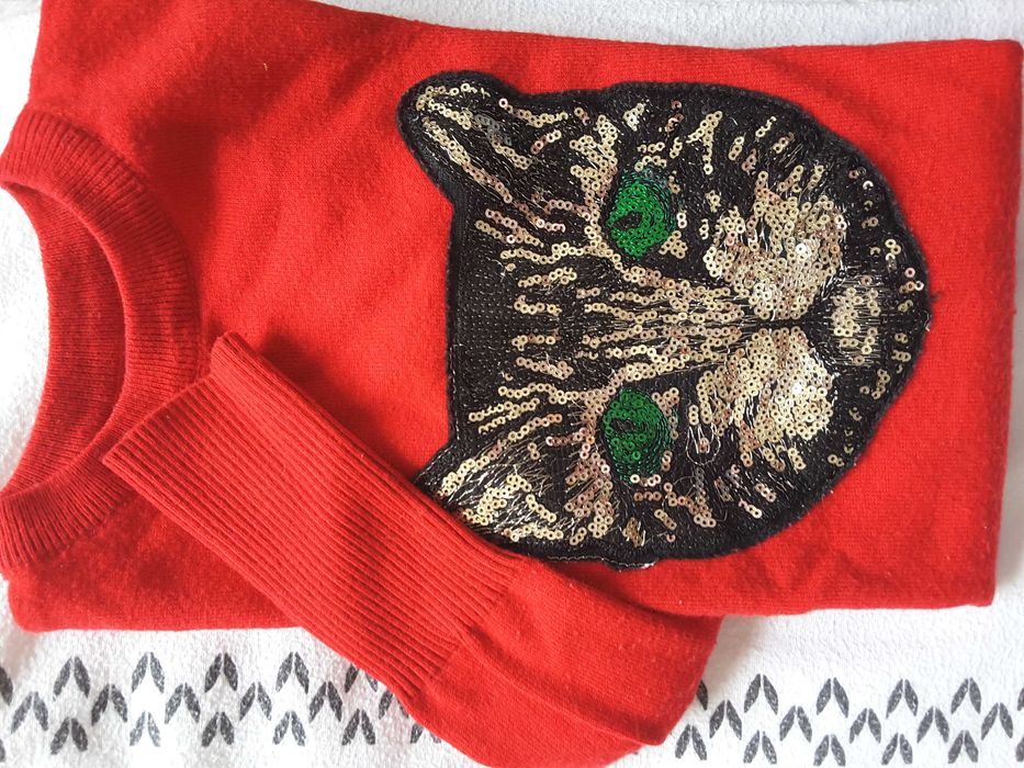 Детски блуза с красива декорация с паети -коте