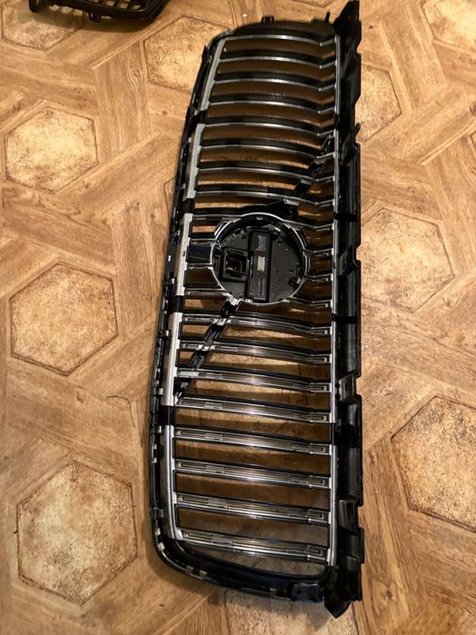 Решетка Volvo xc90