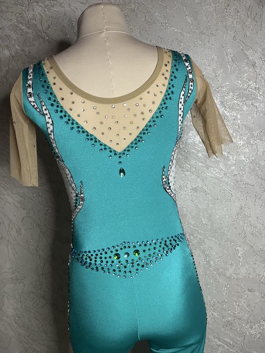 Комбинезон спортивный