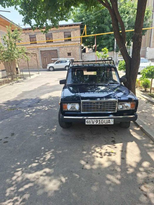Jiguli VAZ 2104 sotiladi