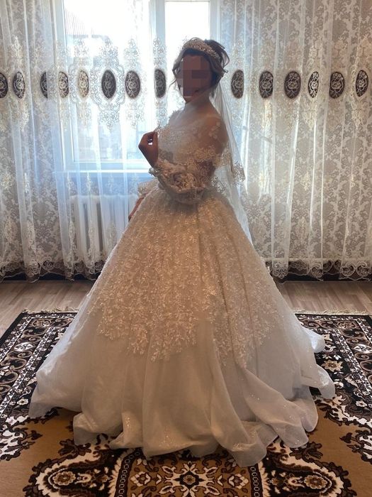 Продам свадебная платья