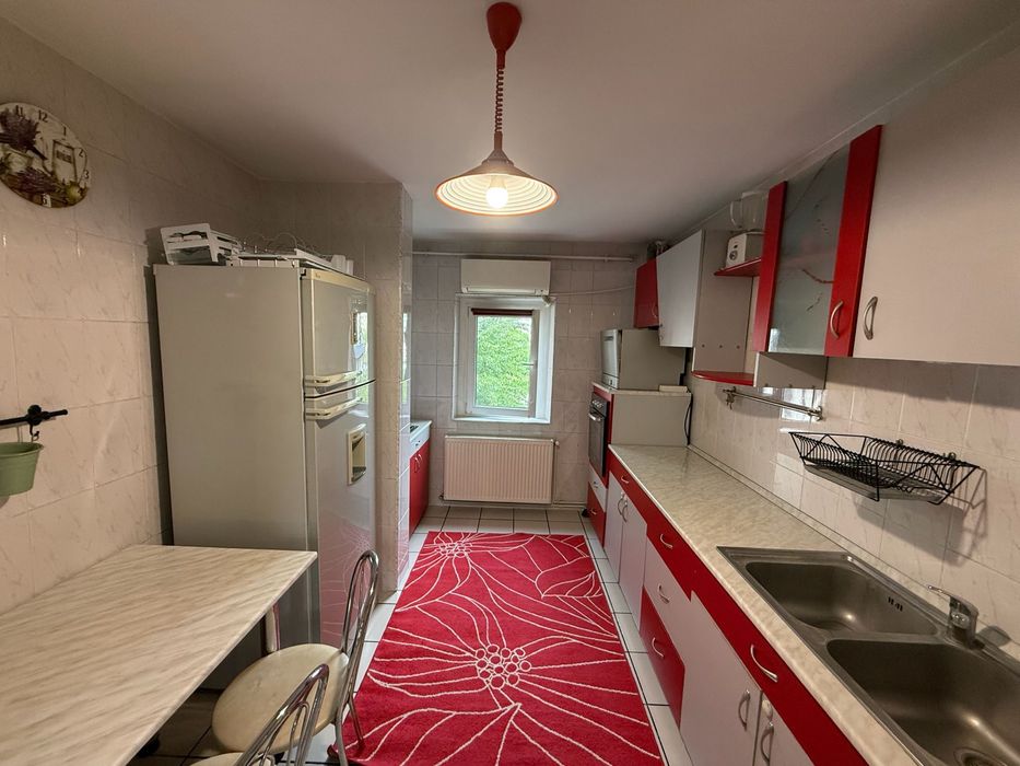 Apartament 3 camere, zona Cantacuzino - Mega Image