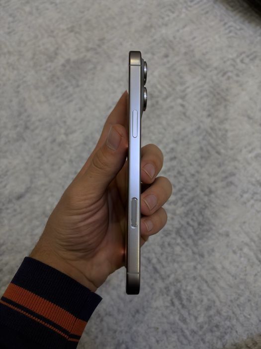 Iphone 16 pro max Natural titanium