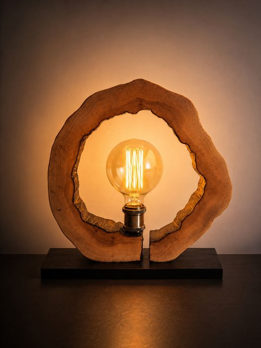 Iluminat și mobilier grădină, unicat, handmade, din lemn masiv