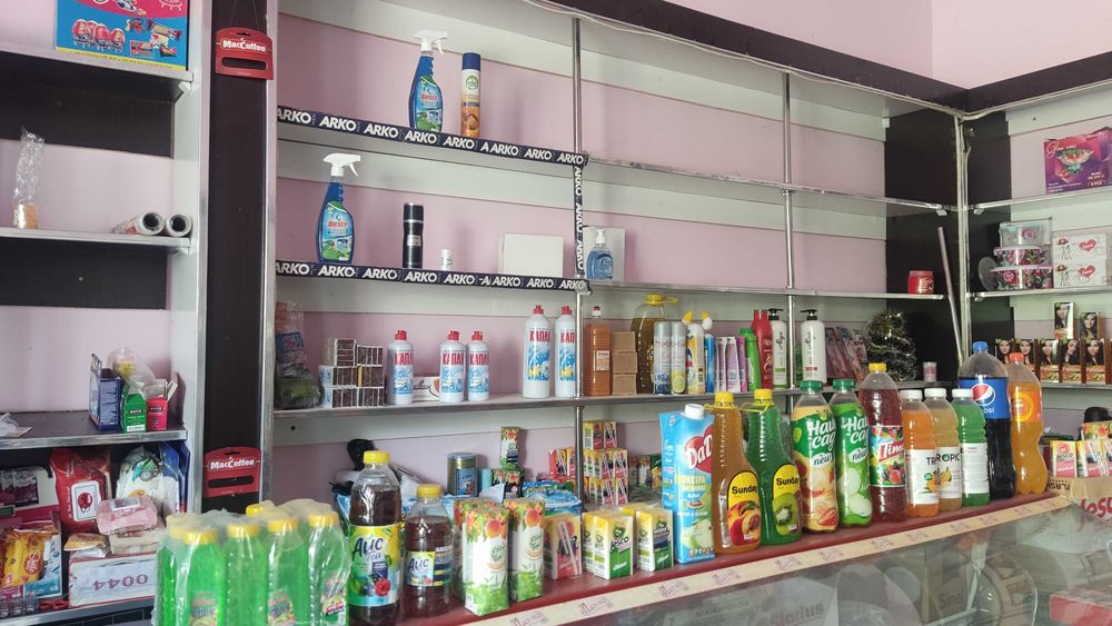 Oziq ovqat dukon uchun. Stelaj