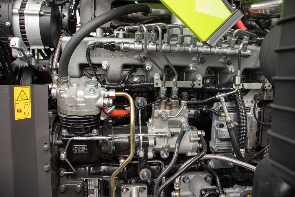 Трактор ZOOMLION RS1604 (СУБСИДИЯ 15%)