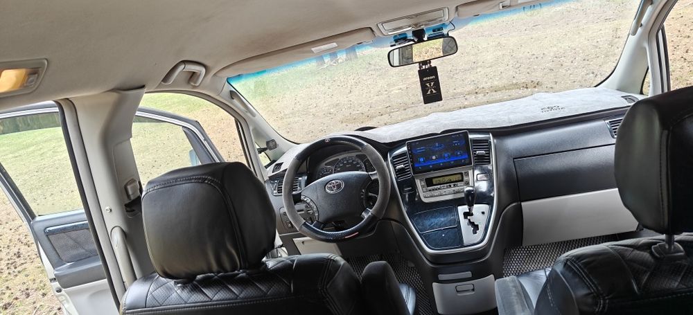 Альфард полный привод 3 литра