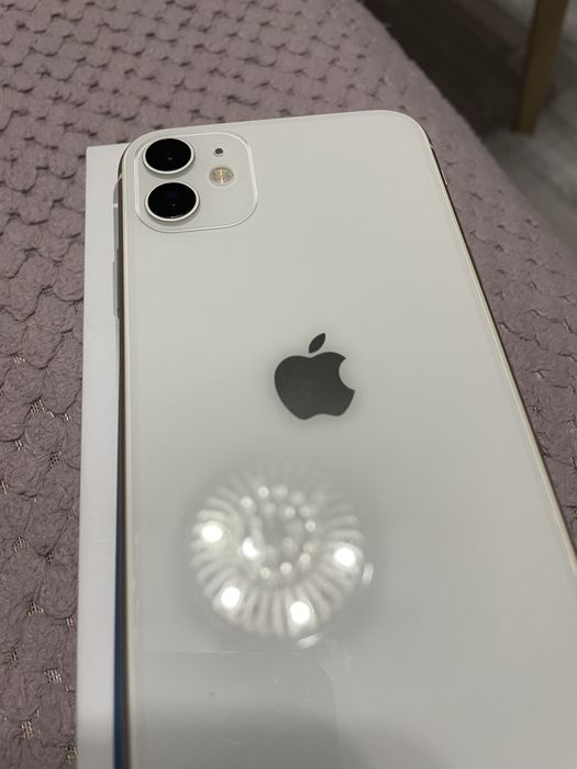 Продам Iphone 11