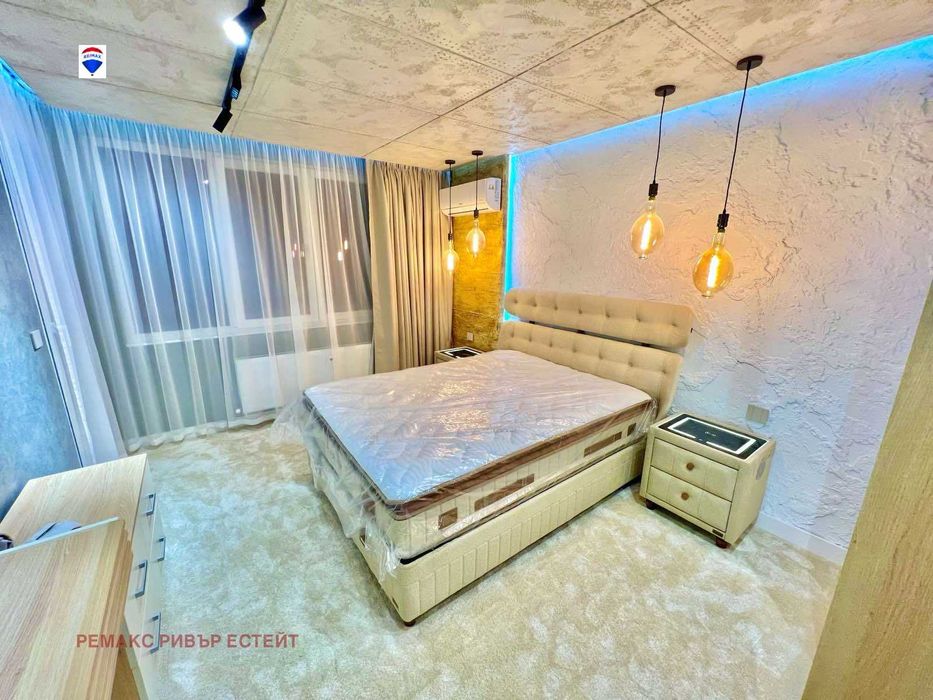 Дава се под наем Двустаен апартамент в Русе, Алеи Възраждане - 55 кв.м за 206000 € - Снимка #6