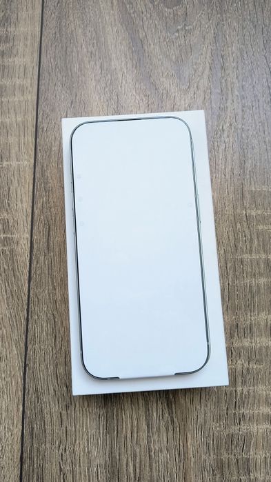 Чисто нов iPhone 15 Green 256GB