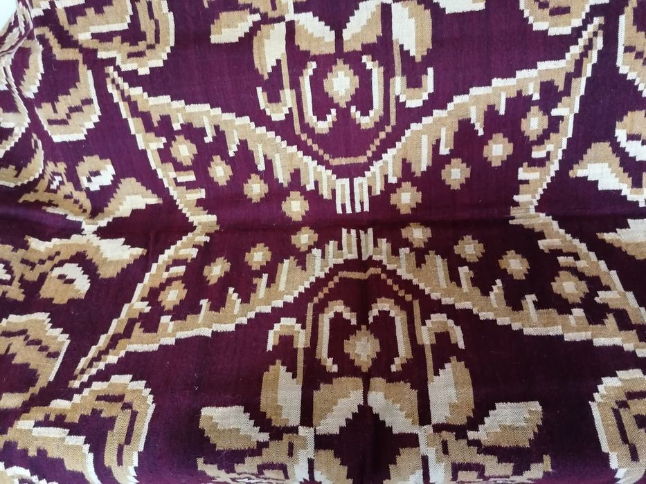 Cuvertura (țol) din Ardeal. Tesut in casa din, din lâna