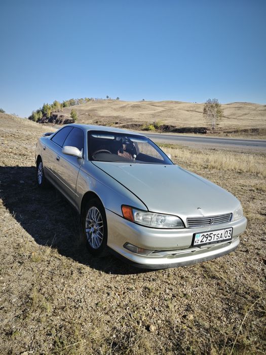 Toyota Mark II в хорошем состоянии.