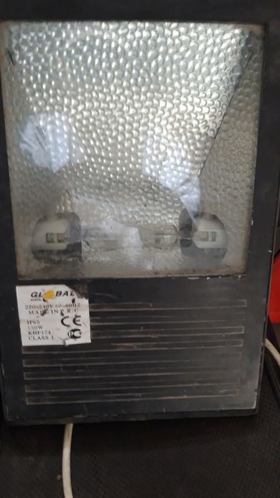 Прожектора новые подешевле