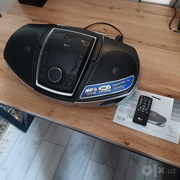 Продам магнитолу LG SB74