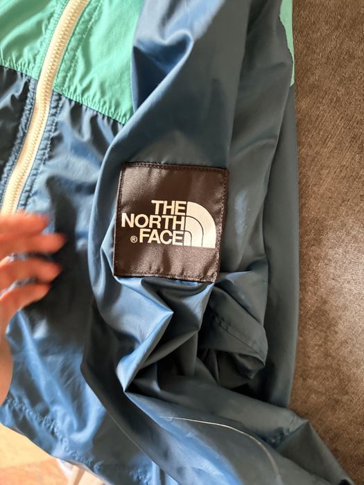 The North Face ветровка