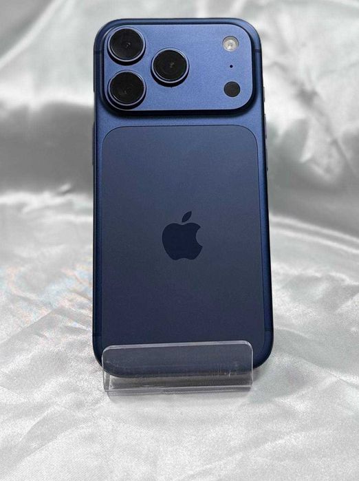 ПРОДАМ Apple Iphone 17PRO 256GB лот126/1981