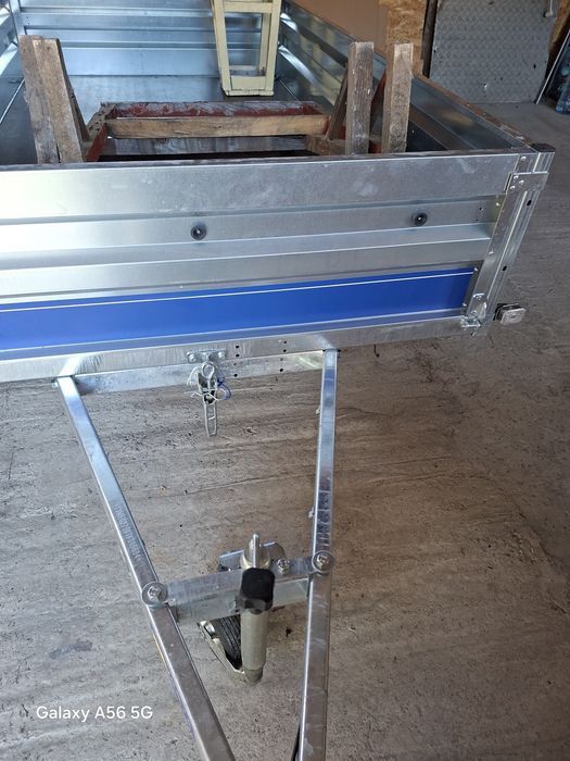 Remorca auto 750 kg