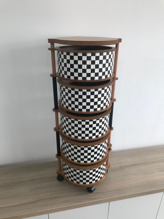 Функционални стилажи за кухнята от дърво- 49€